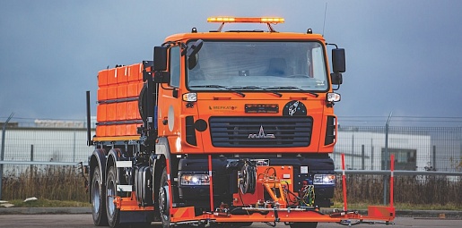 Комбинированные дорожные машины для летней уборки городских территорий