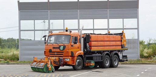 Подметальная машина с круглыми щетками